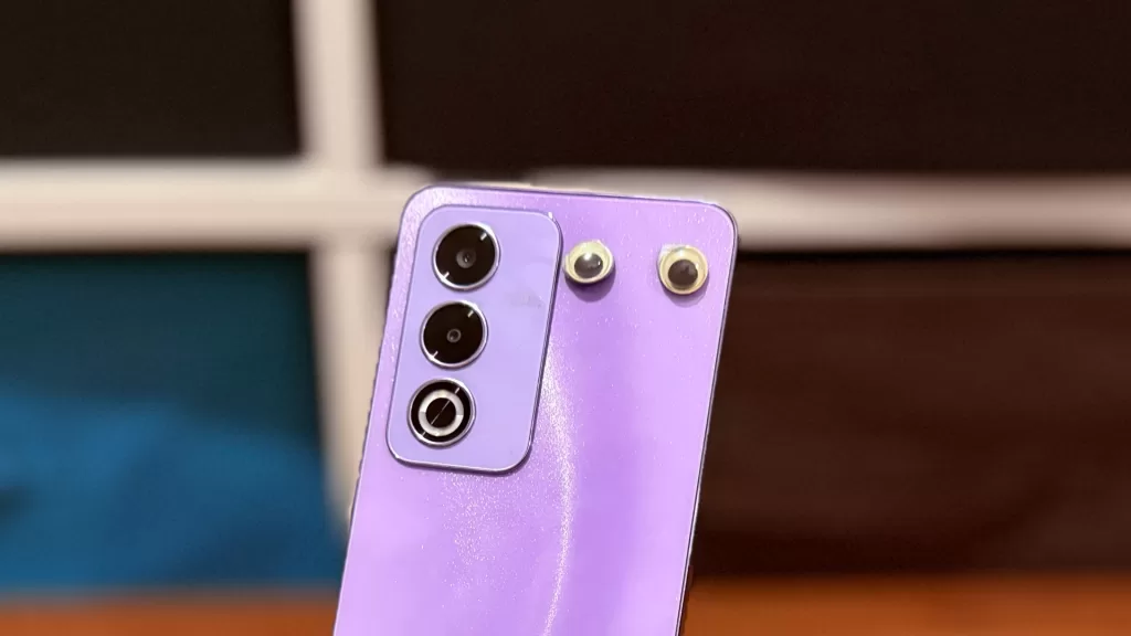 Oppo A80 with Googly Eyes (Photo and blame: Alex Kidman)